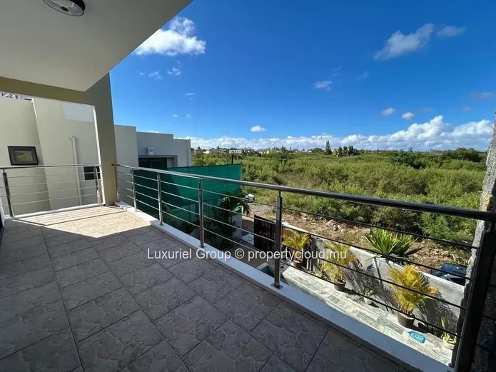 Contemporary Living in the Heart of Grand Baie
