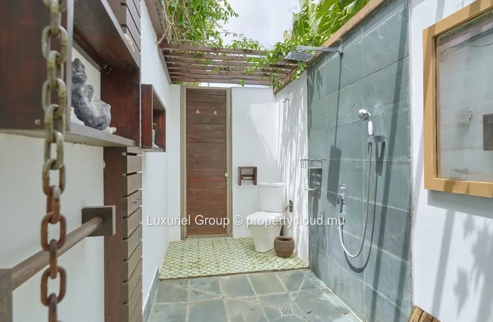 Modern Villa With Pool And Garden – Grand Baie Region