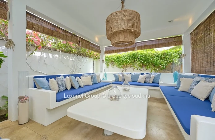Modern Villa With Pool And Garden – Grand Baie Region