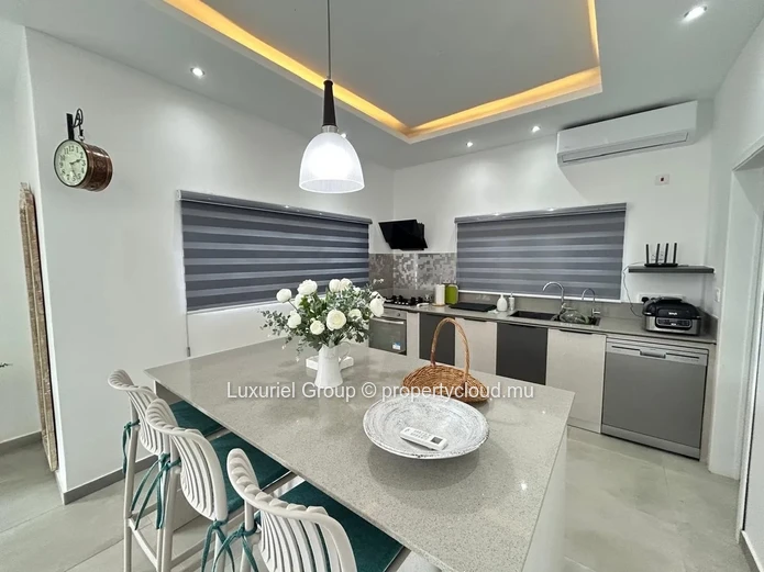 Peaceful and Secure Villa with Pool in the Heart of Grand Baie