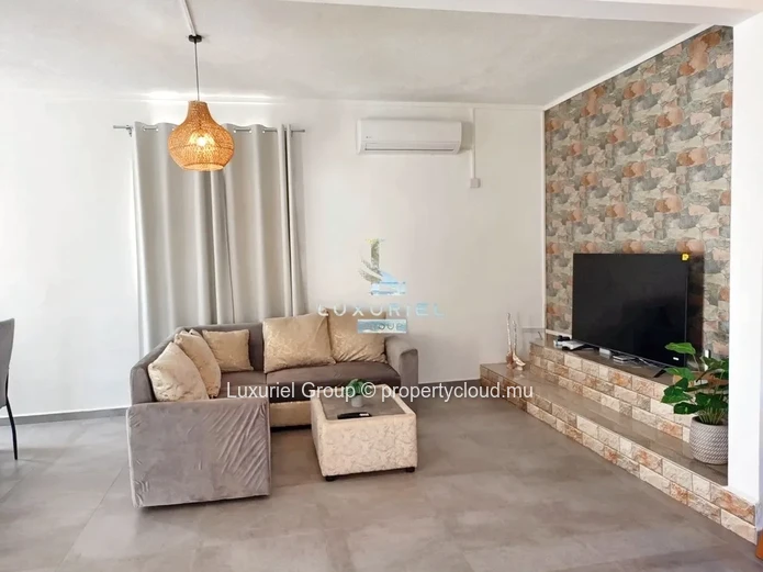 Spacious, Modern Villa