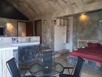5 Bedroom Villa
