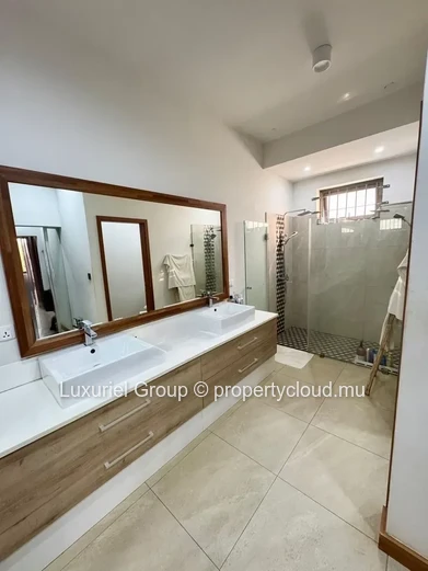 Elegant Villa with Private Pool – Pointe aux Piments