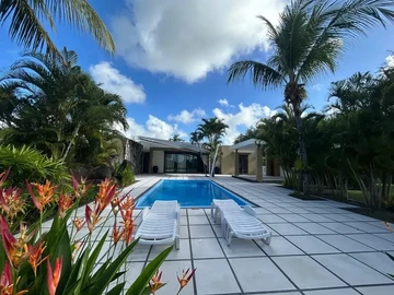 4 Bedroom Villa