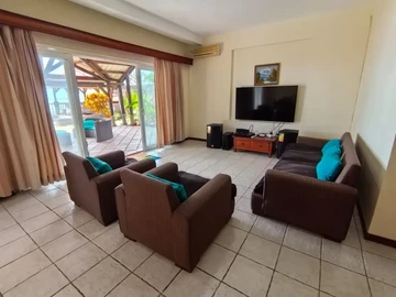 5 Bedroom Villa