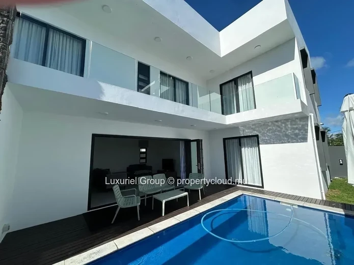 Stunning Villa with Pool, Garden and Terrace in Grand Baie