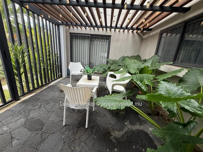 Stunning Contemporary Villa With Private Pool And Garden