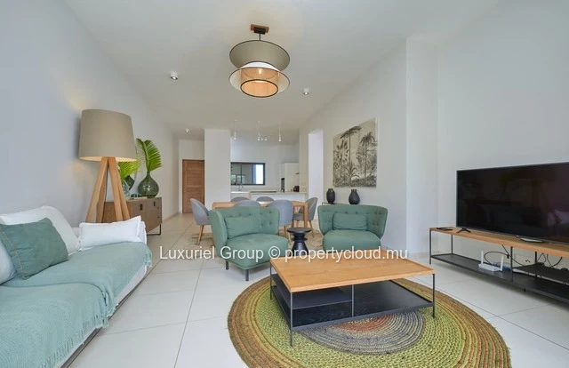 A Rare Tropical Retreat with Private Rooftop Pool in Pereybere