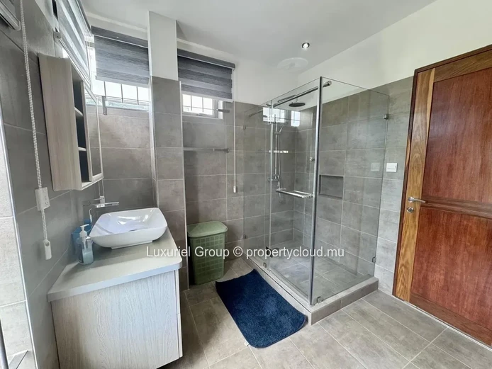 Contemporary Villa for Rent – Grand Baie
