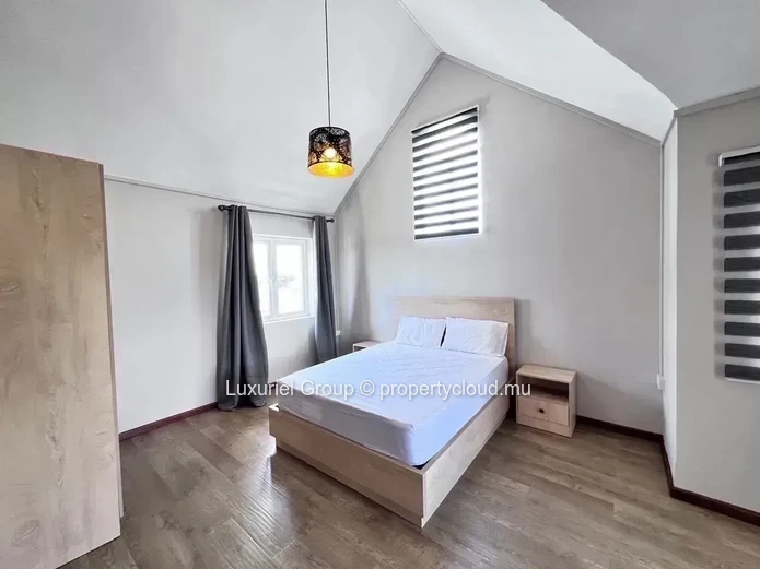Beautiful Family Villa In Pereybere With Terrace And Pool