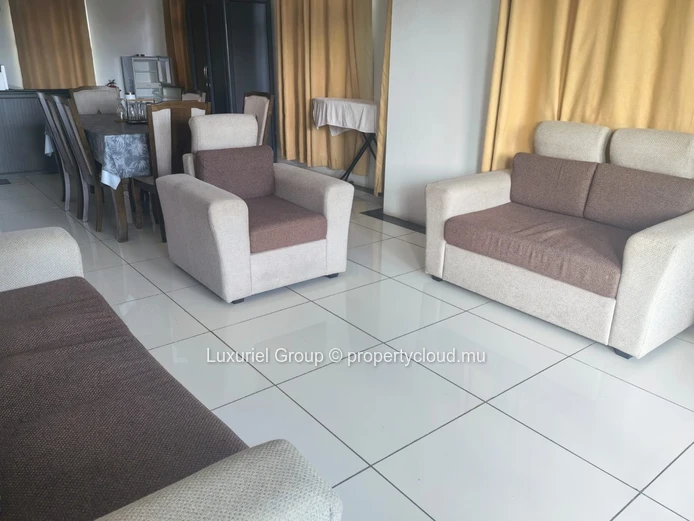 2-Bedroom Apartment with Terrace – Grand Baie