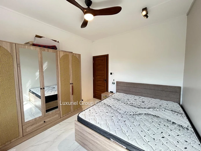 Modern Contemporary Villa For Rent – Sottise