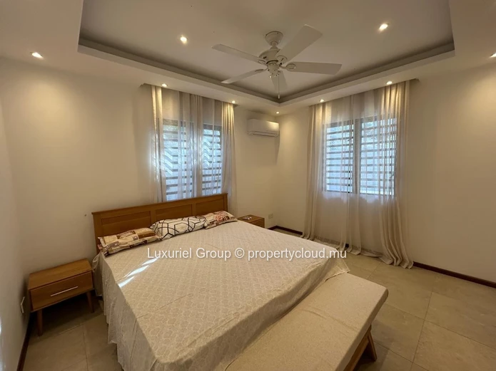 Prestige Villa Rental in Bain Boeuf – Comfort, Space & Security