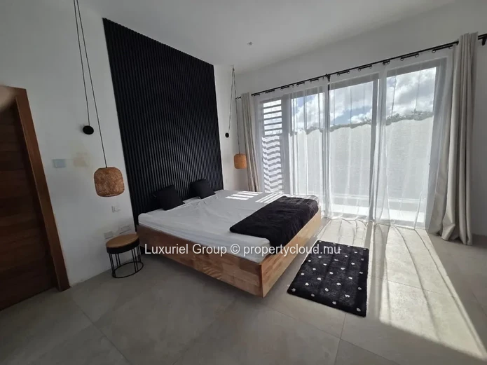 Brand-New Villa With Private Pool For Rent – Calodyne
