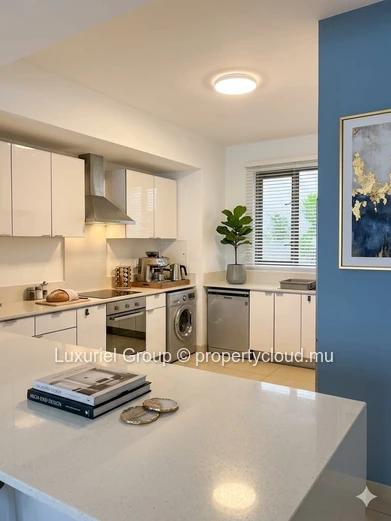 Elegance, Comfort and Walking Distance to the Beach