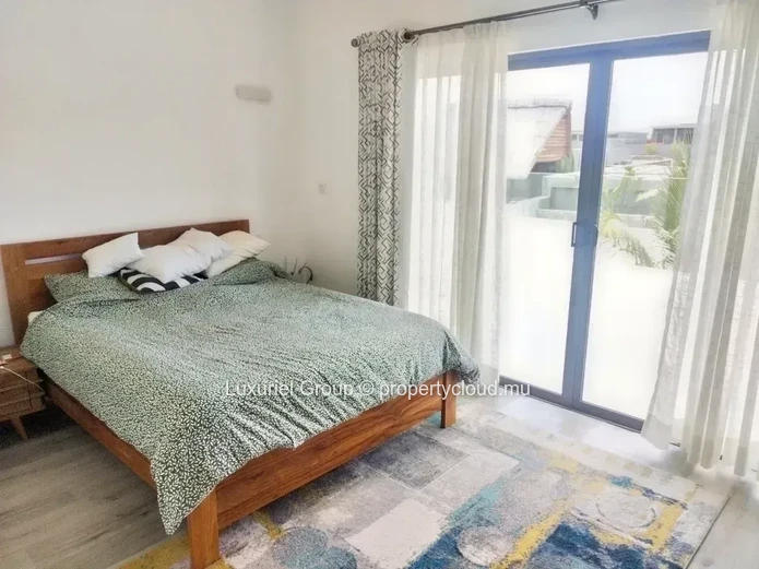 High Standing Villa With Pool And Tropical Garden