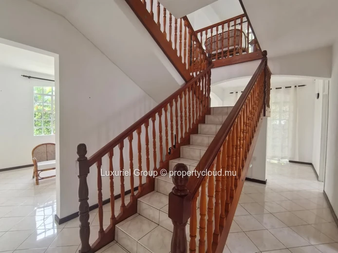 Charming Family Home for Rent in Pointe aux Canonniers