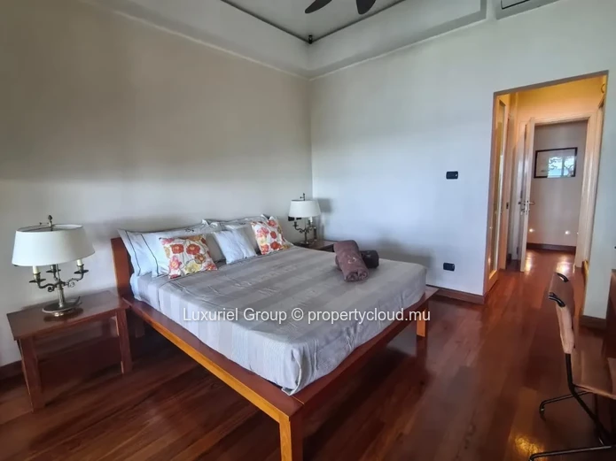 Exceptional Beachfront Villa in Pointe aux Canonniers