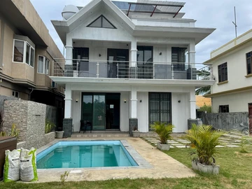 4 Bedroom Villa