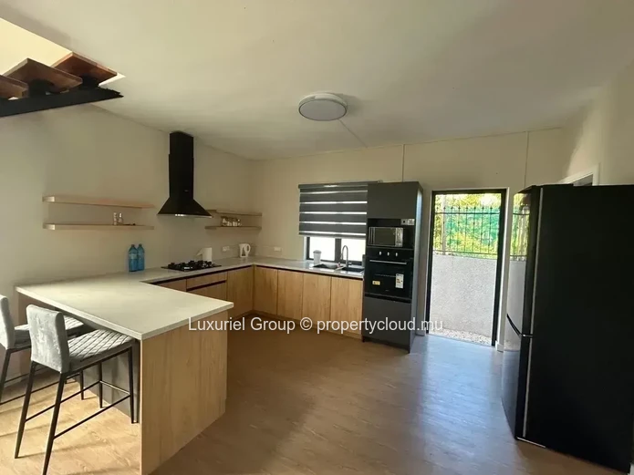Contemporary 3-Bedroom Villa for Rent in Private Calodyne Residence