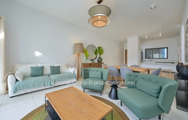 A Rare Tropical Retreat with Private Rooftop Pool in Pereybere