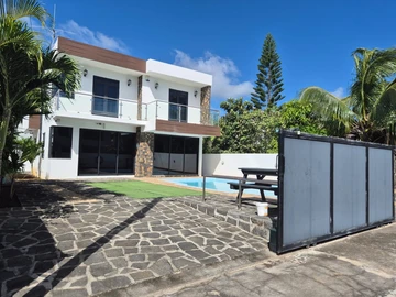 4 Bedroom Villa