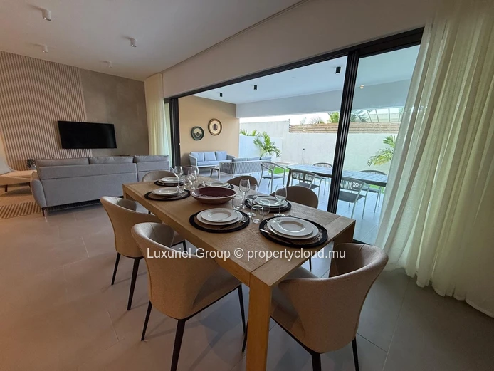 Modern Living In Grand Baie – 3 En-Suite Bedrooms, Private Pool & Terrace