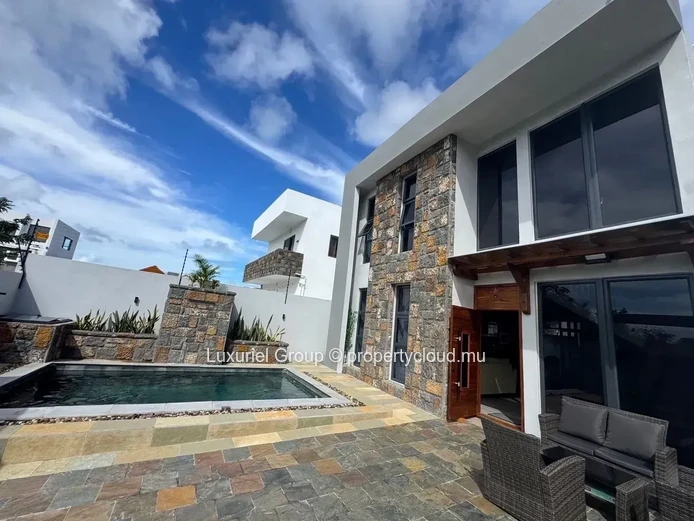 Beautiful 4-Bedroom Villa