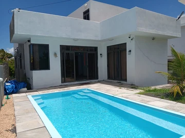 5 Bedroom Villa