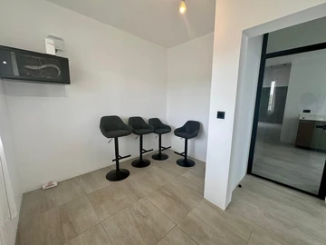 5 Bedroom Villa
