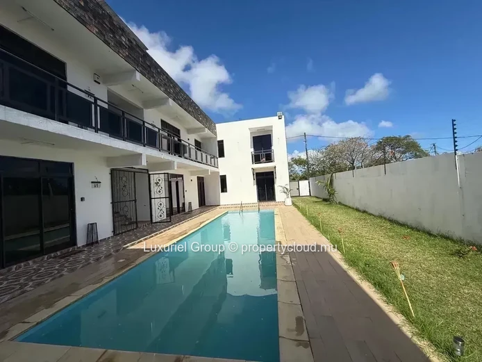 Charming 2-Bedroom Apartment in Grand Baie