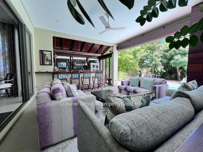Stunning Modern Villa with Outdoor Living and Private Pool
