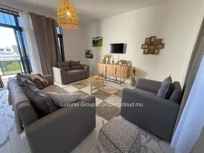 Charming 2-Bedroom Apartment in Grand Baie
