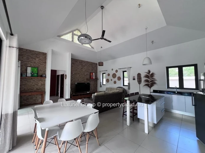 Bright And Modern Family Villa In Cap Malheureux