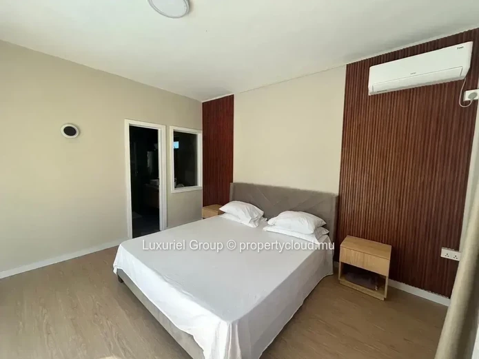 Contemporary 3-Bedroom Villa for Rent in Private Calodyne Residence