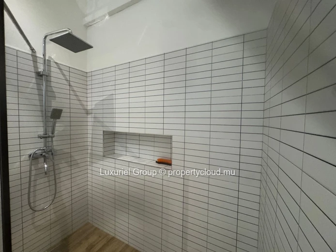Modern Villa with Jacuzzi for Rent in Trou aux Biches 
