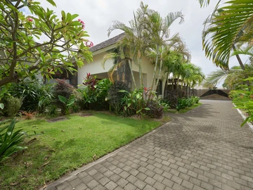 4 Bedroom Villa