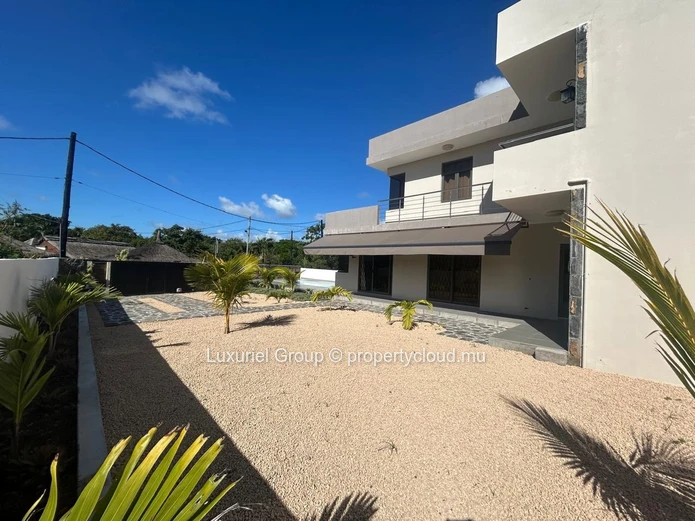  Elegant Fully Furnished Home in Cap Malheureux
