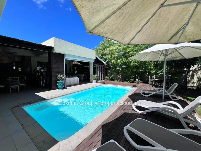 Stunning Modern Villa with Outdoor Living and Private Pool
