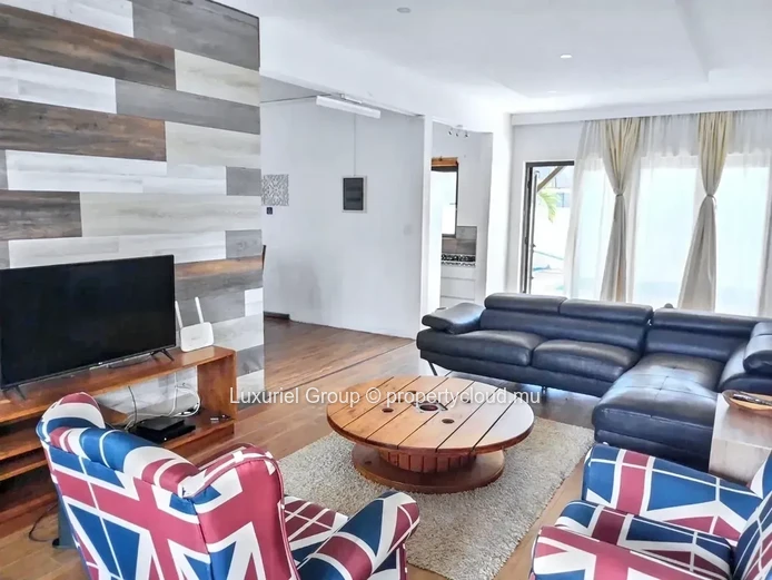 Villa In Small Secure Estate