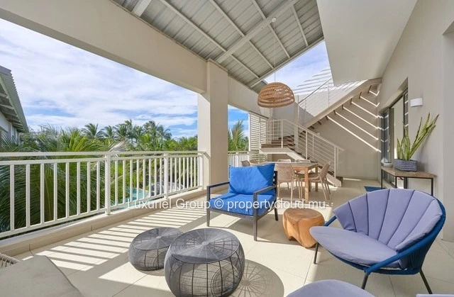 A Rare Tropical Retreat with Private Rooftop Pool in Pereybere