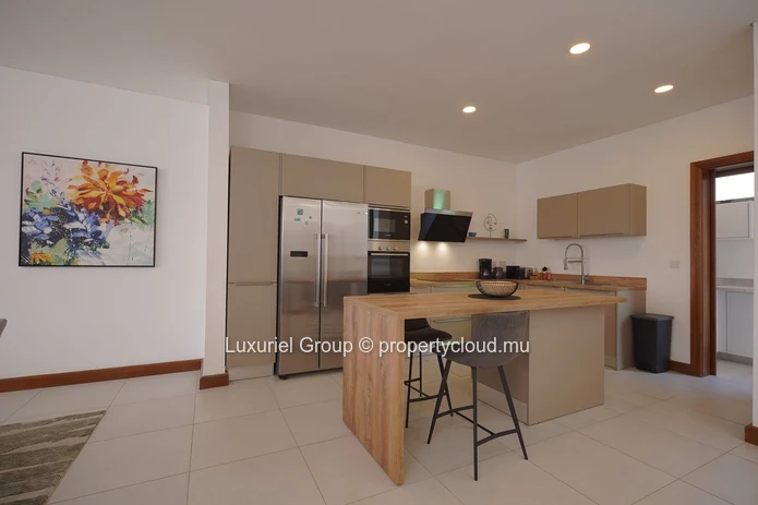 Luxury Apartment for Sale in Pointe aux Canonniers – 3 En-Suite Bedrooms