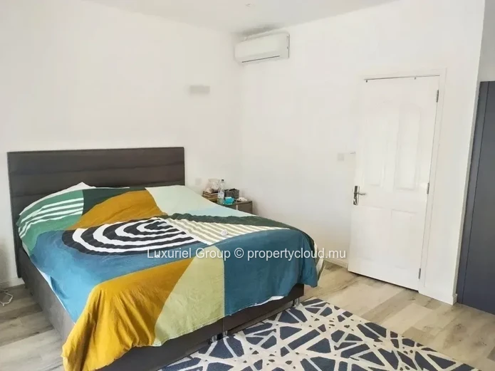 High Standing Villa With Pool And Tropical Garden