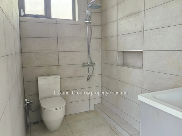 Brand-New Contemporary Home with Pool in Pereybere