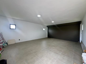 5 Bedroom Villa