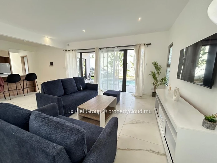 Beautiful Contemporary Villa for Sale – Elegance, Comfort and Modern Living