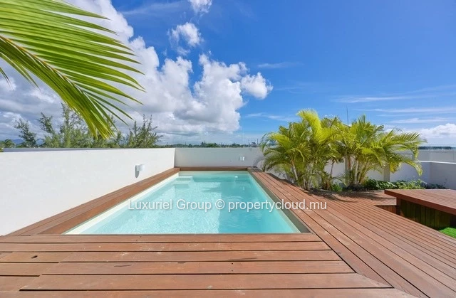 A Rare Tropical Retreat with Private Rooftop Pool in Pereybere