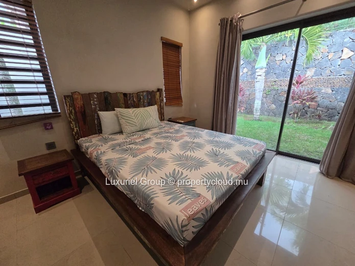 Exceptional Villa In The Heart Of A Secure Estate