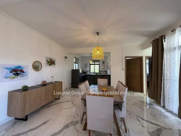 Charming 2-Bedroom Apartment in Grand Baie