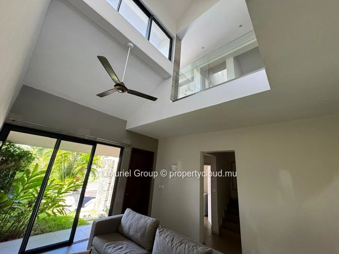 Elegance and Sea View: Prestige Triplex Villa in Azuri